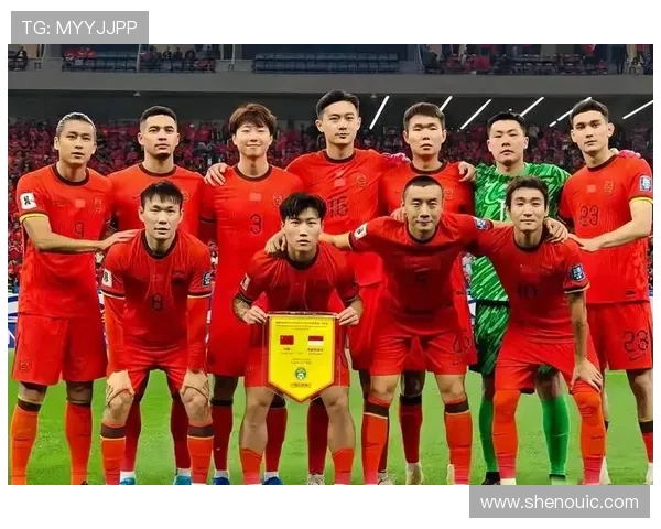 国足新星闪耀国际赛场奋勇拼搏助球队逆转晋级决赛引全国热议