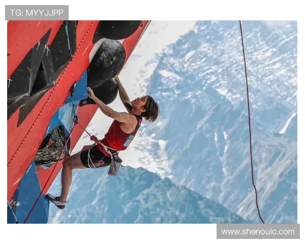 西安攀岩队在极限运动世界杯中的团队协作与精彩表现分析