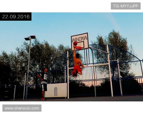 探秘篮球明星赛场风云与成长背后的励志传奇篇章揭秘全景故事录篇