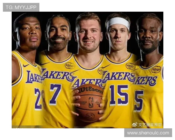 2013年湖人队与国王队季前赛精彩回顾与赛后分析